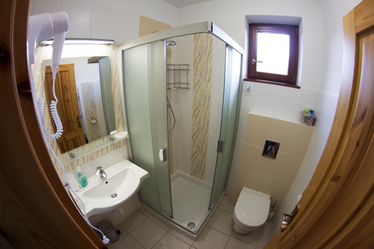 Guest House Privat Pod Lesom Pavcina Lehota  Ngoại thất bức ảnh